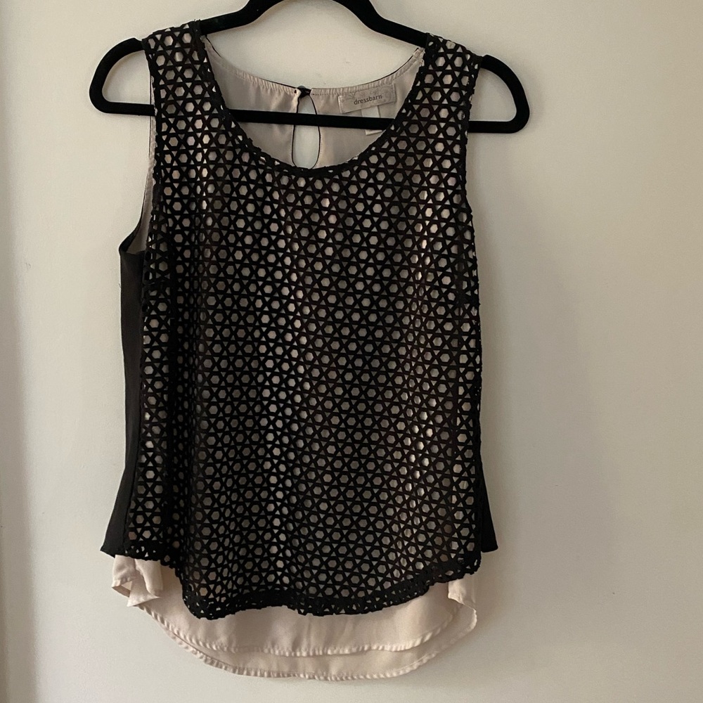 Dress Barn Sleeveless Geometric Pattern Top Size M